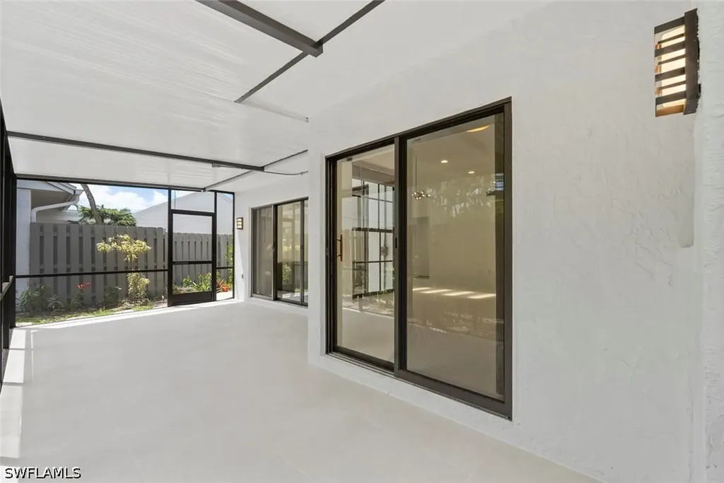 879 Meadowland Drive Naples FL 34108