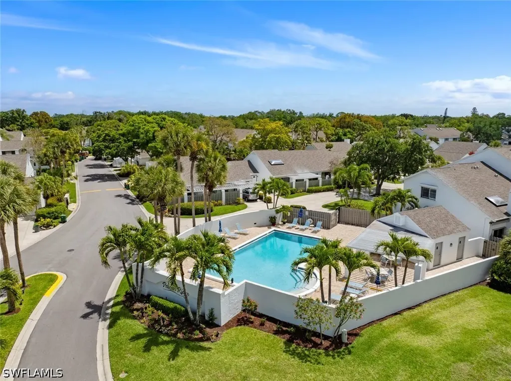 879 Meadowland Drive Naples FL 34108