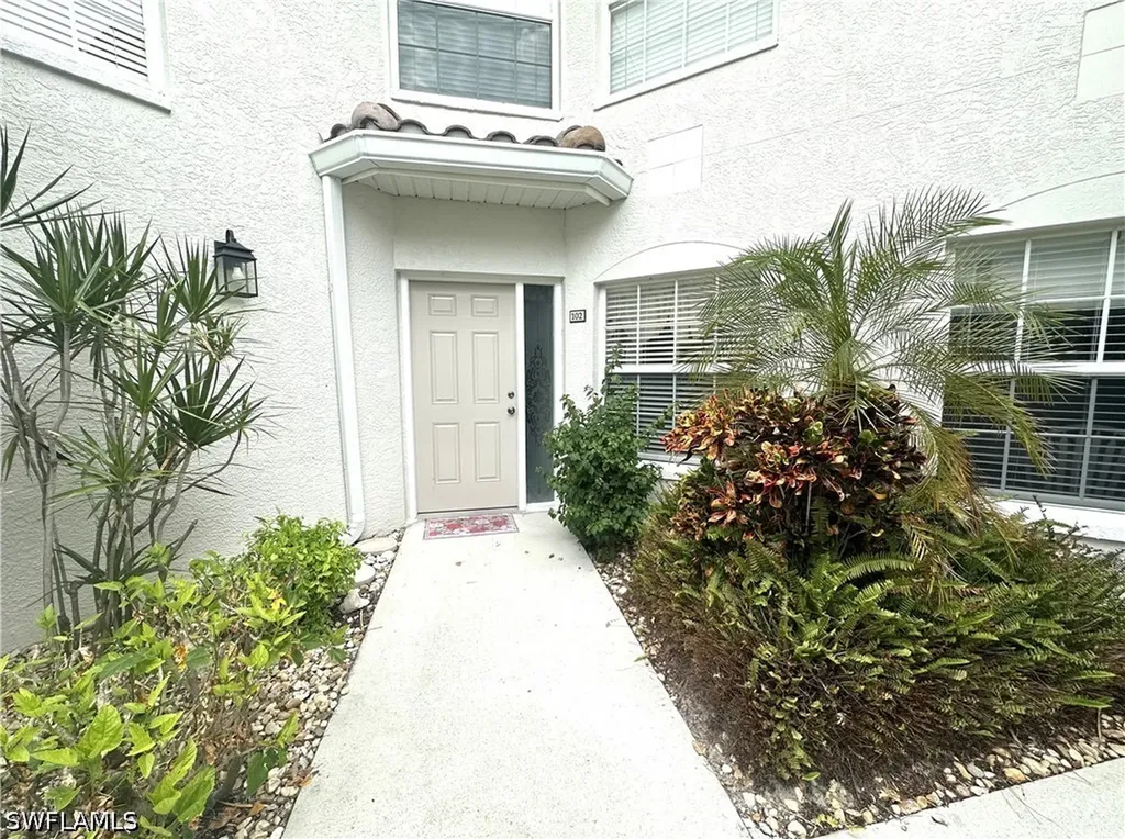 6816 Satinleaf Road S Naples FL 34109