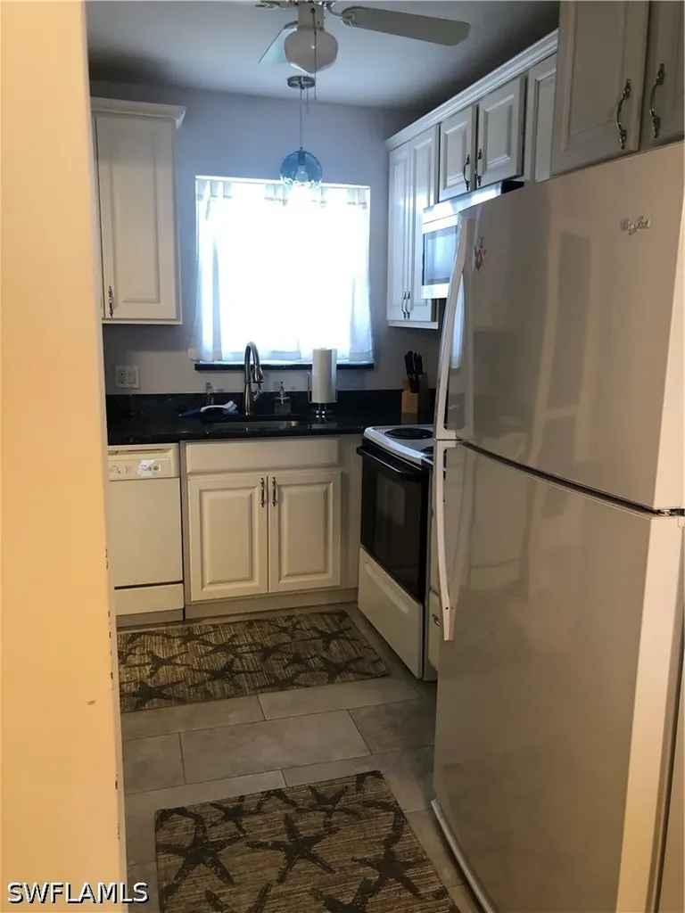 150 Turtle Lake Court Naples FL 34105