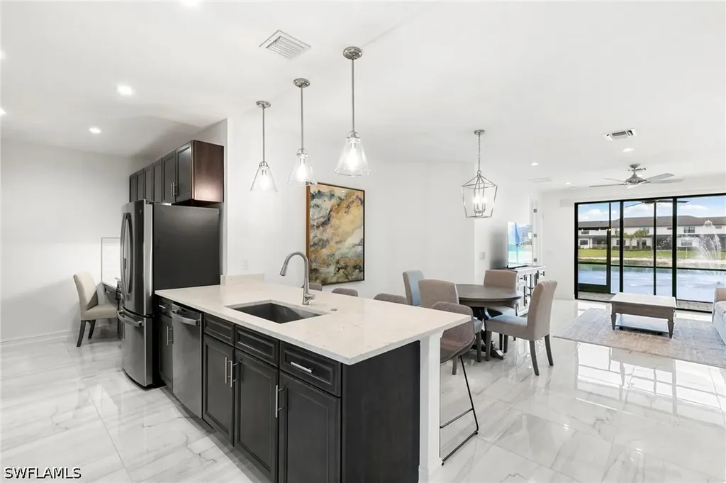 7572 Carnegie Way Naples FL 34119