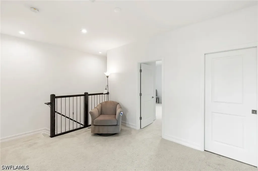 7572 Carnegie Way Naples FL 34119