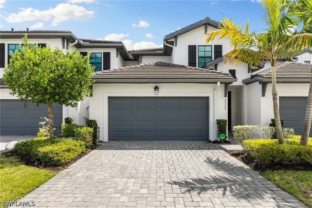 7572 Carnegie Way Naples FL 34119