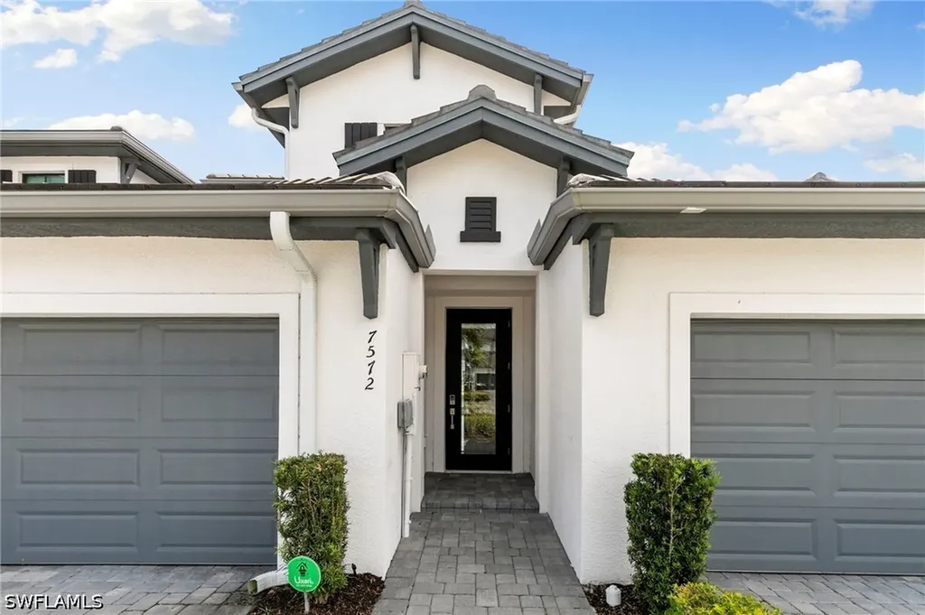 7572 Carnegie Way Naples FL 34119