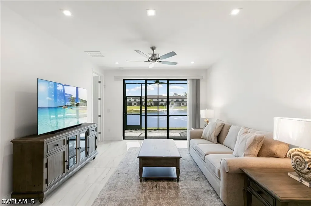 7572 Carnegie Way Naples FL 34119