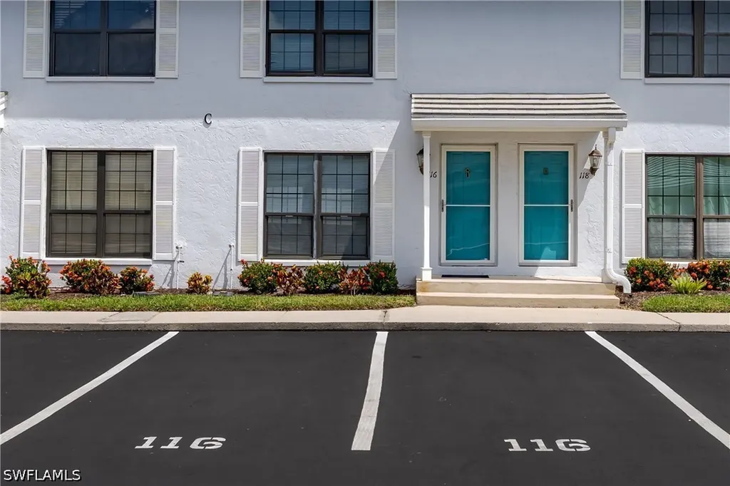 116 Clyburn Street Marco Island FL 34145