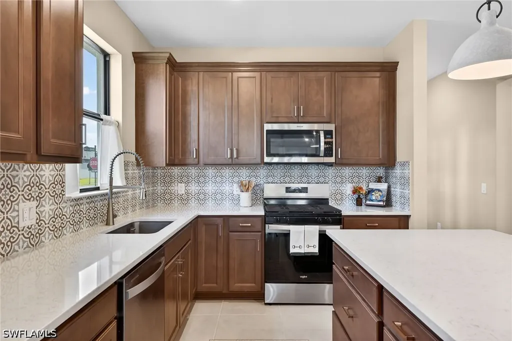20548 Pebble Glen Drive Estero FL 33928