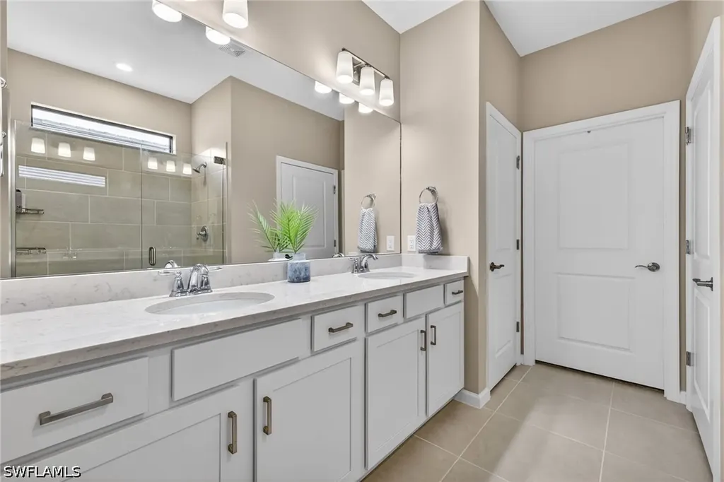 20548 Pebble Glen Drive Estero FL 33928