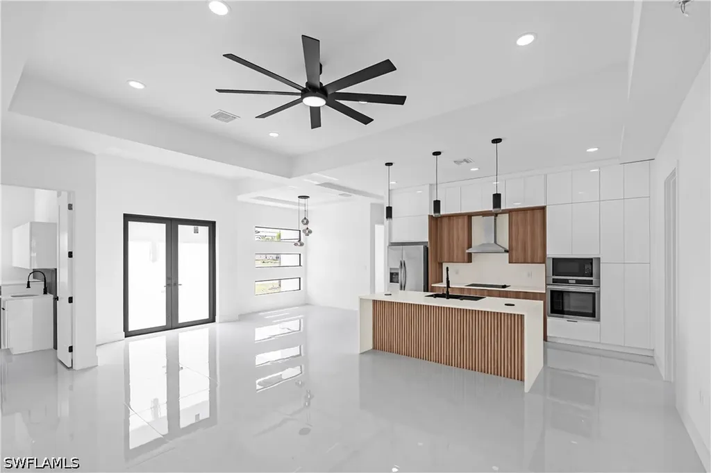 2304 NW 23rd Avenue Cape Coral FL 33993