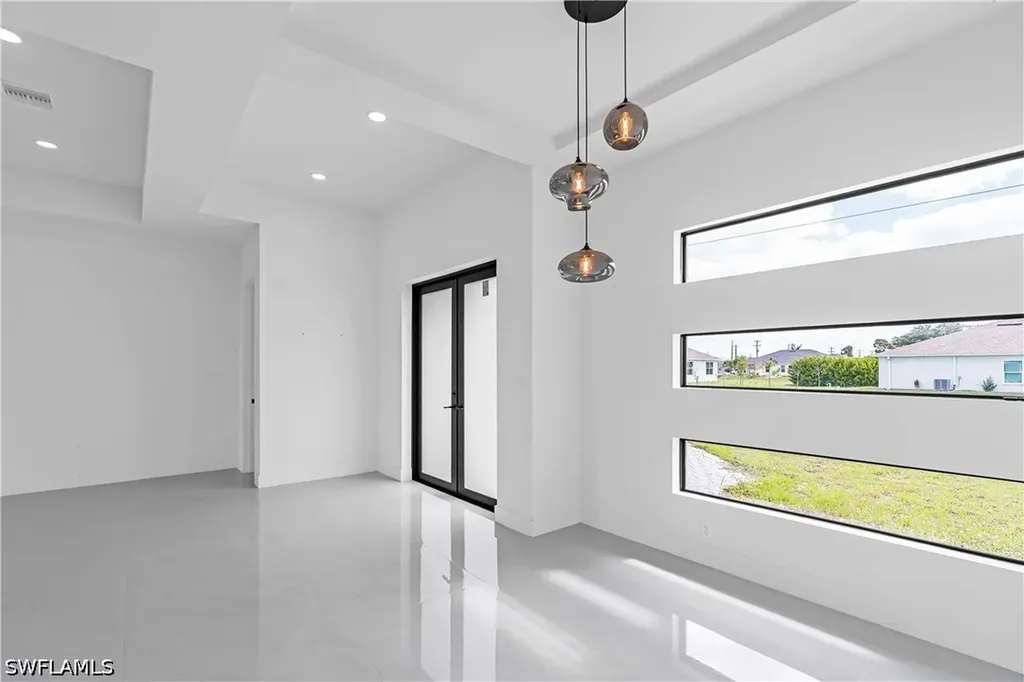 2304 NW 23rd Avenue Cape Coral FL 33993