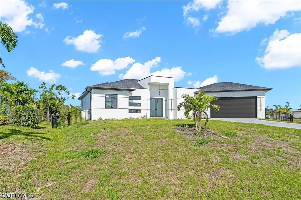 2304 NW 23rd Avenue Cape Coral FL 33993
