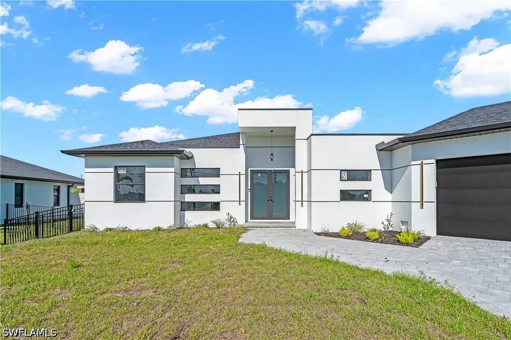 2304 NW 23rd Avenue Cape Coral FL 33993