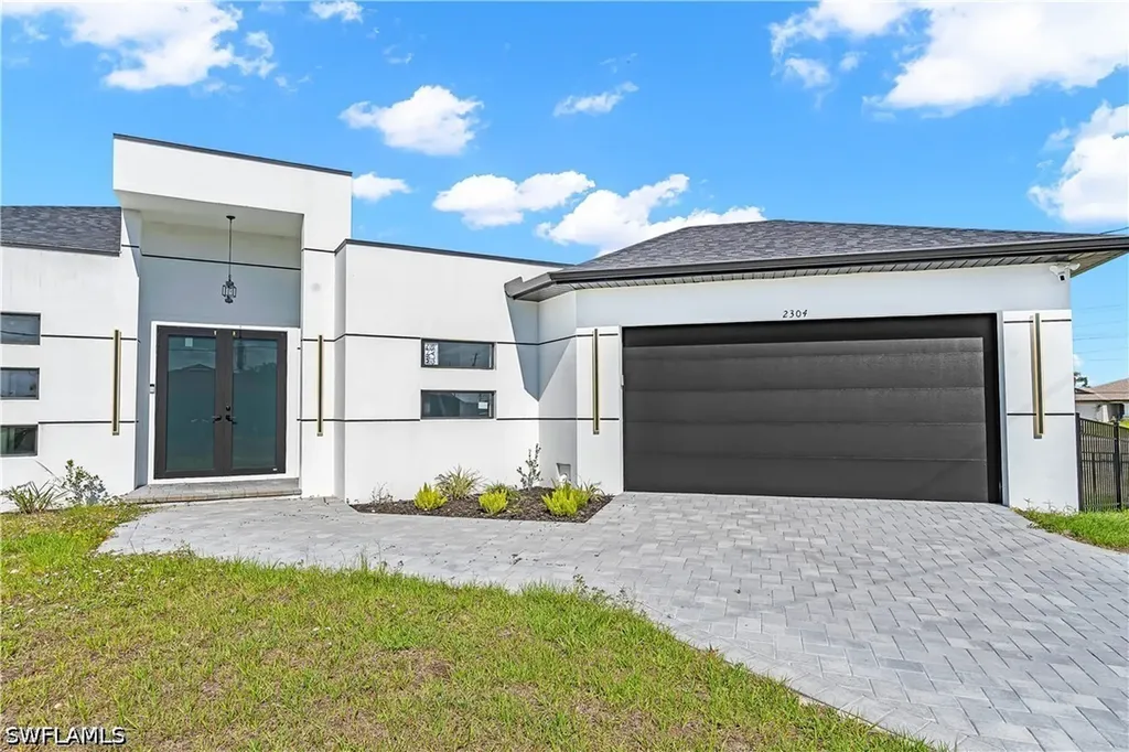 2304 NW 23rd Avenue Cape Coral FL 33993
