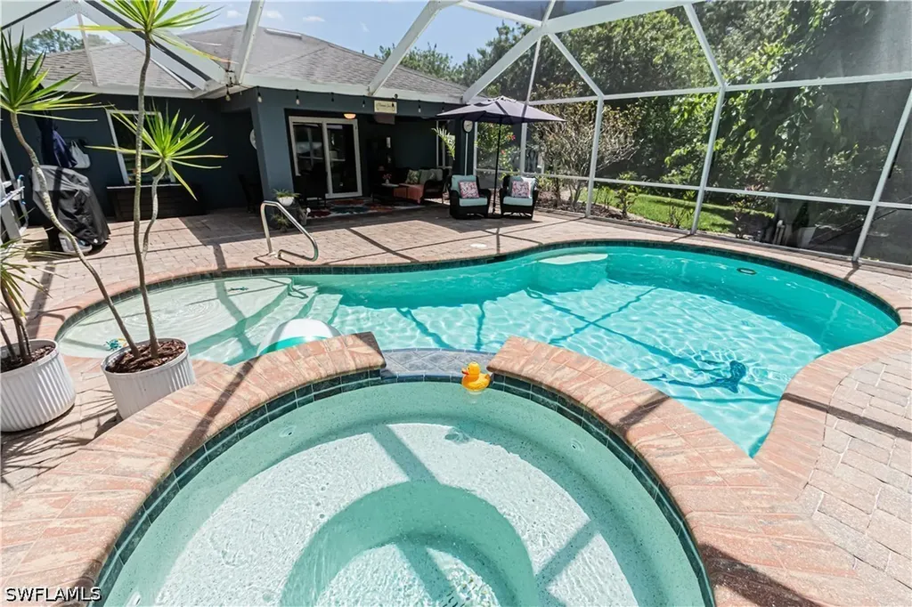6685 Everglades Boulevard N Naples FL 34120