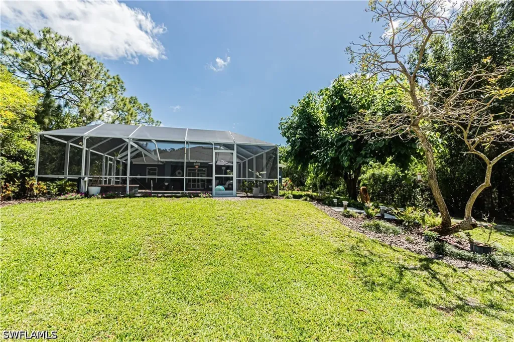 6685 Everglades Boulevard N Naples FL 34120
