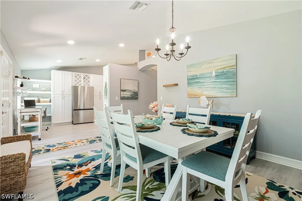6685 Everglades Boulevard N Naples FL 34120