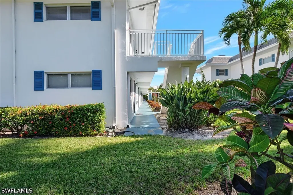 750 Mooring Line Drive Naples FL 34102