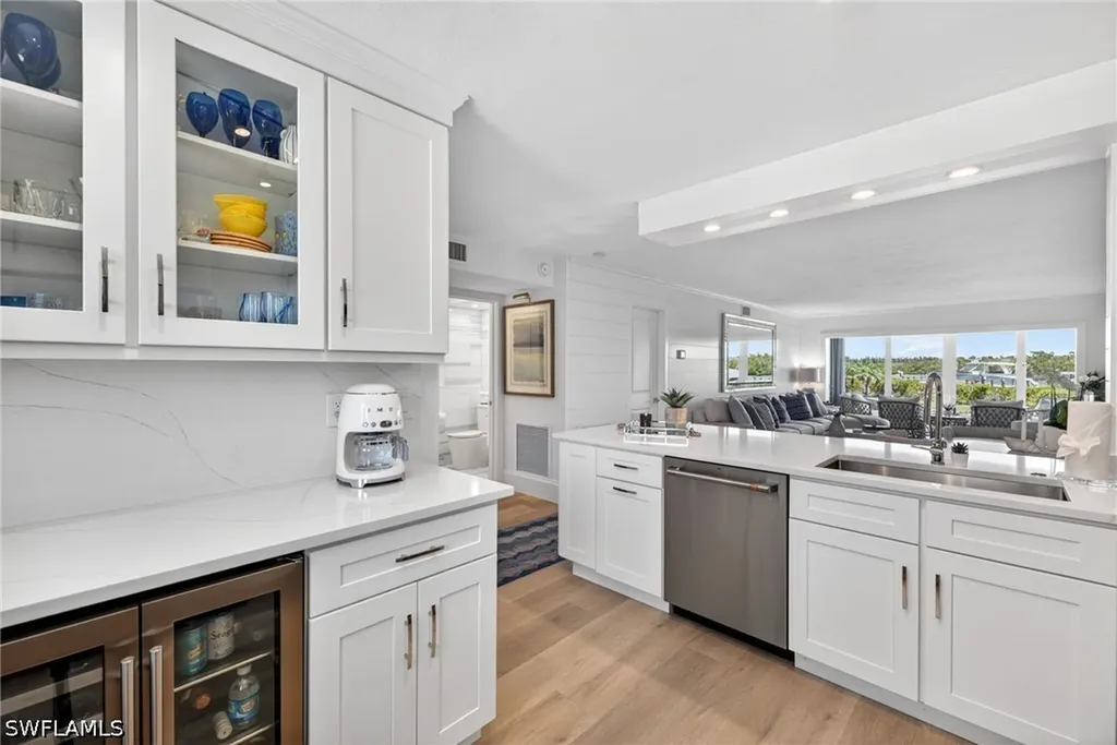 309 Goodlette-frank Road S Naples FL 34102