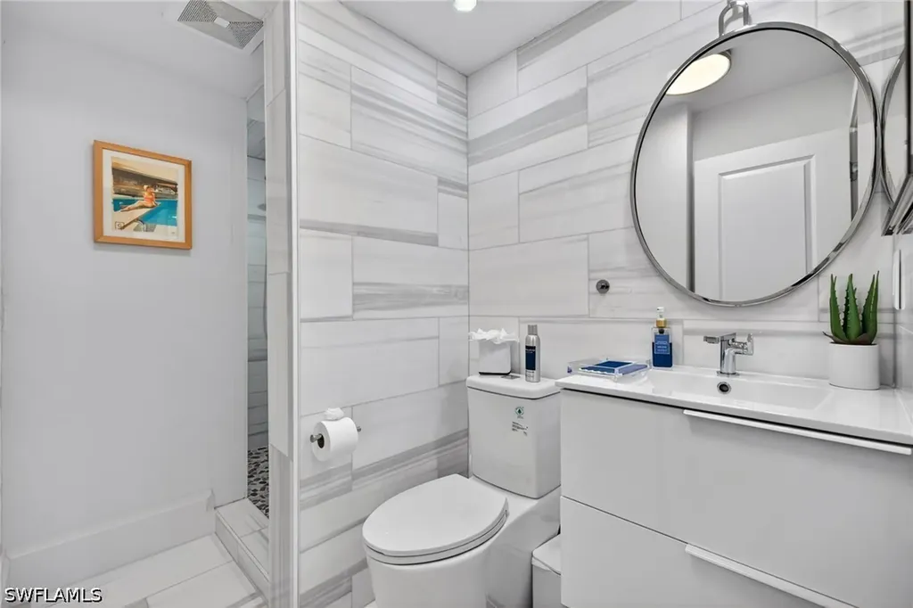 309 Goodlette-frank Road S Naples FL 34102