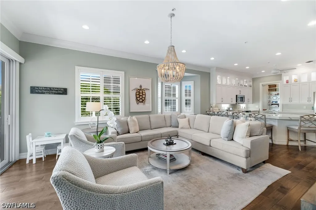 710 Bentwater Circle Naples FL 34108
