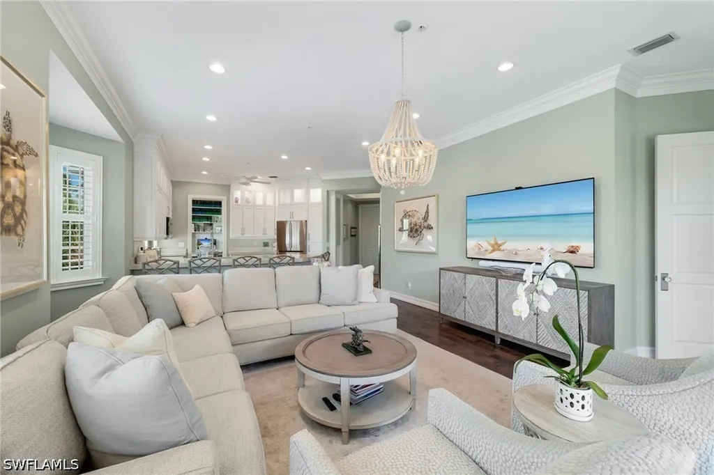 710 Bentwater Circle Naples FL 34108