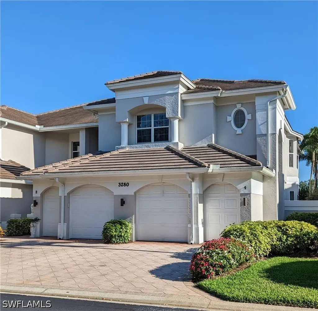 Naples FL, 3280 Hamlet Drive, Unit 4