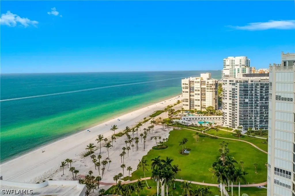 Naples FL, 4021 Gulf Shore Boulevard N, Unit 1103