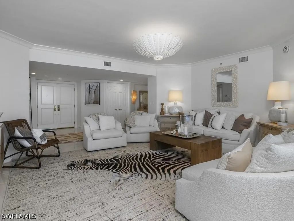 4021 Gulf Shore Boulevard N Naples FL 34103