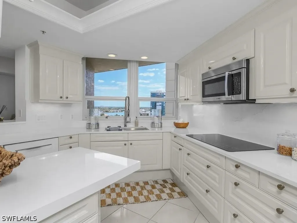 4021 Gulf Shore Boulevard N Naples FL 34103