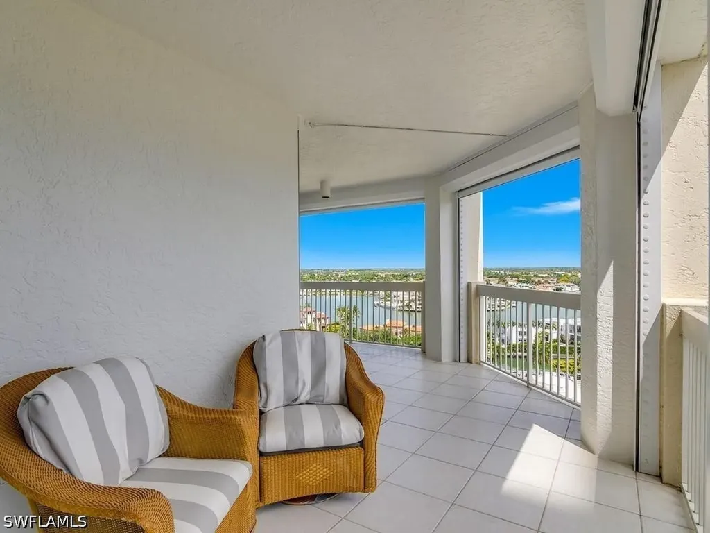 4021 Gulf Shore Boulevard N Naples FL 34103