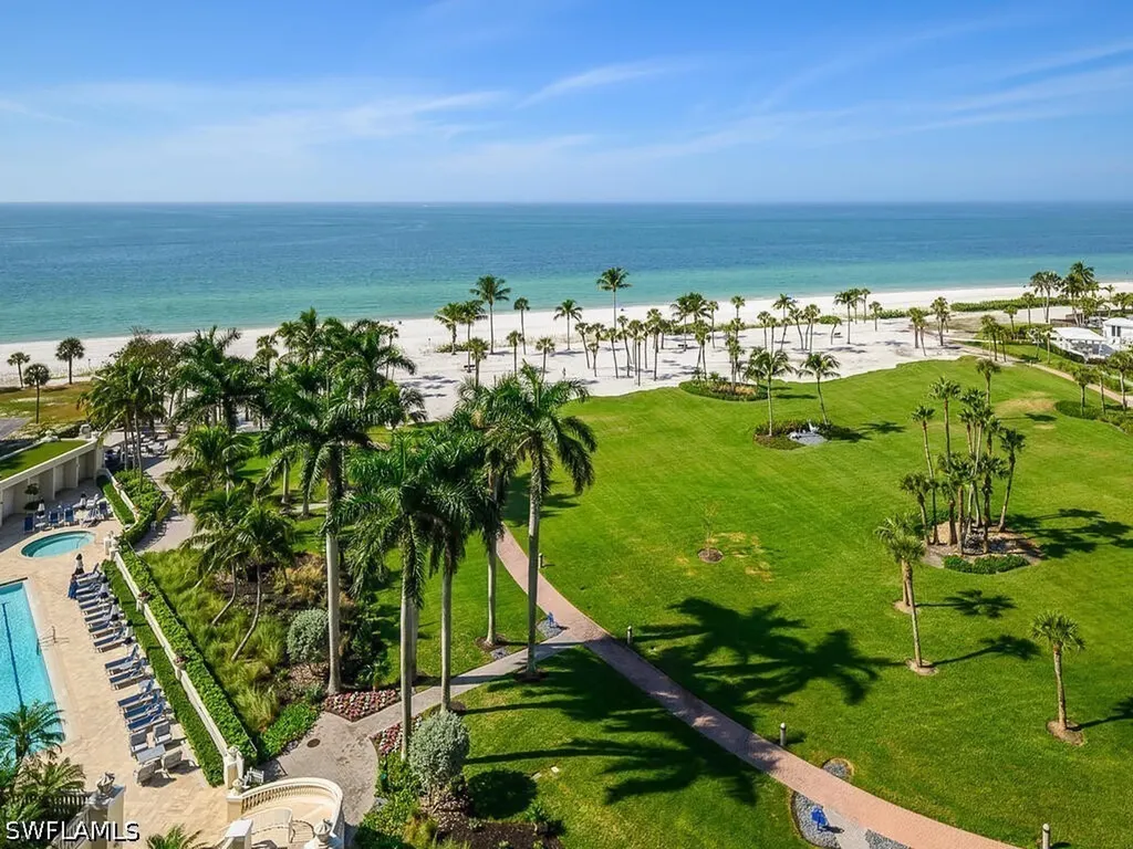 4021 Gulf Shore Boulevard N Naples FL 34103