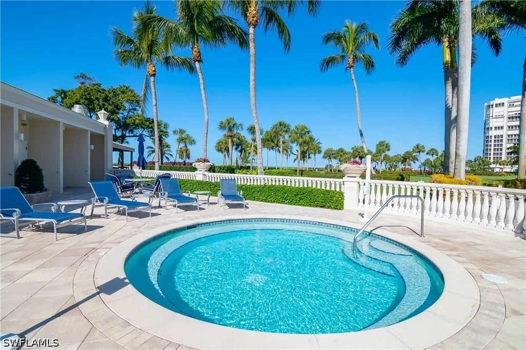 4021 Gulf Shore Boulevard N Naples FL 34103