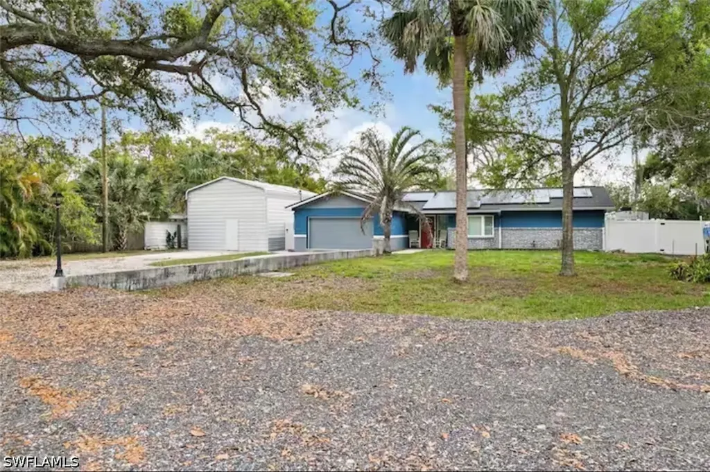 10825 Twin Palms Ranch Road Gibsonton FL 33534