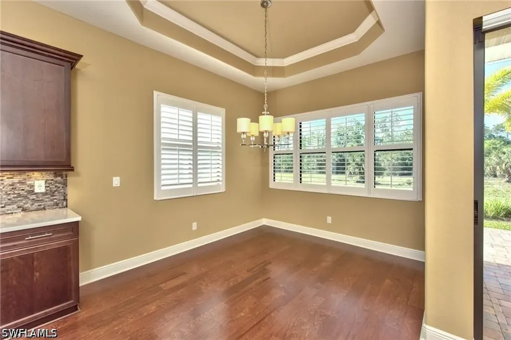 1614 Serrano Circle Naples FL 34105