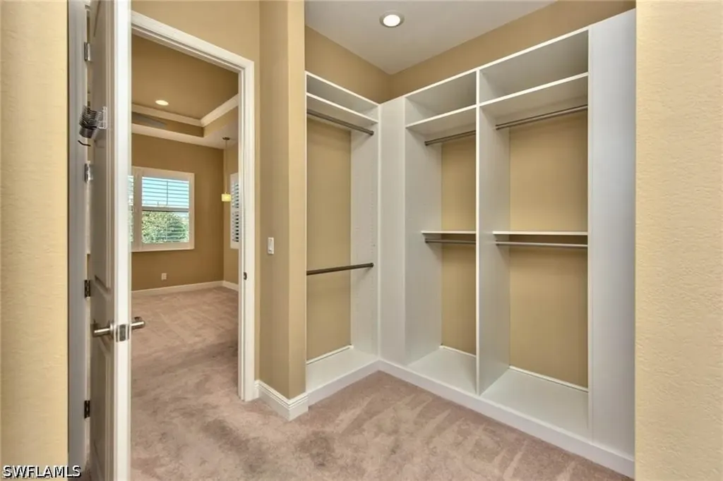 1614 Serrano Circle Naples FL 34105