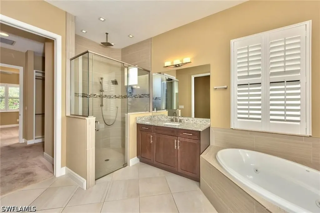 1614 Serrano Circle Naples FL 34105
