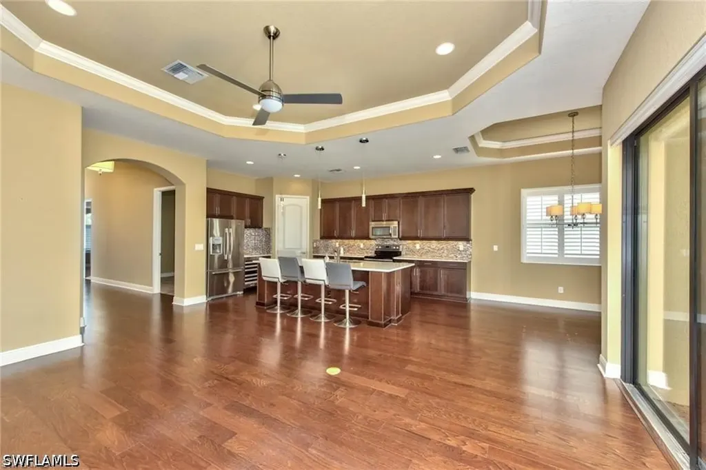 1614 Serrano Circle Naples FL 34105