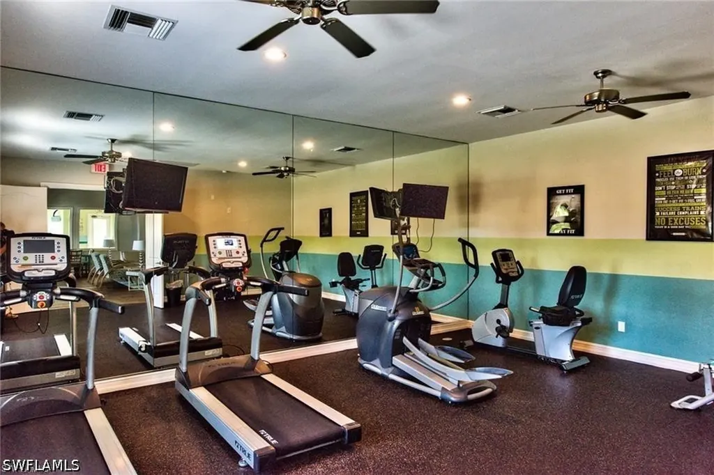 1614 Serrano Circle Naples FL 34105
