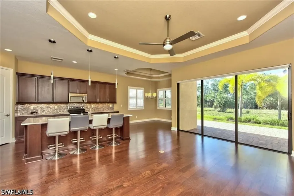 1614 Serrano Circle Naples FL 34105