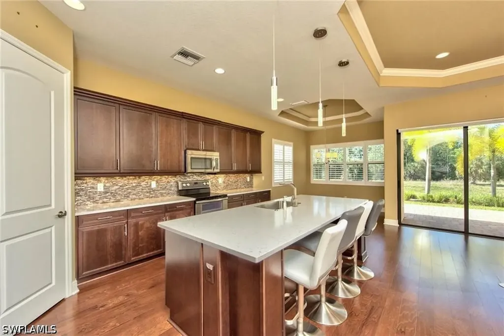 1614 Serrano Circle Naples FL 34105