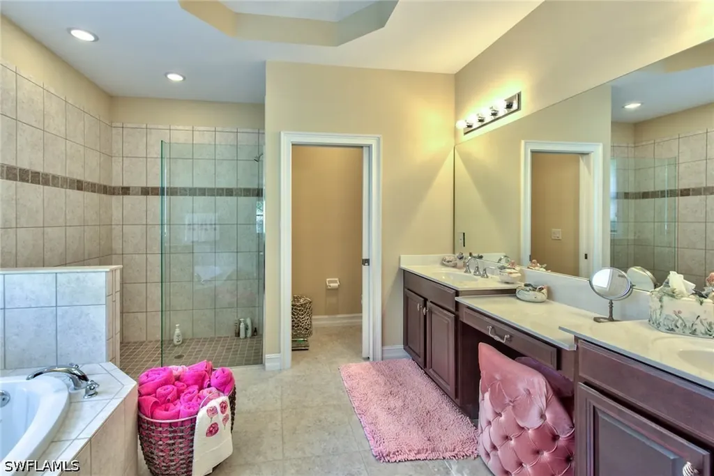 7815 Bucks Run Drive Naples FL 34120