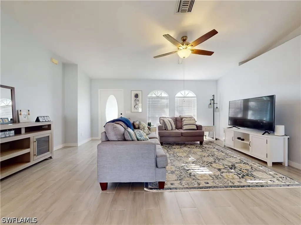 43 NE 13th Avenue Cape Coral FL 33909