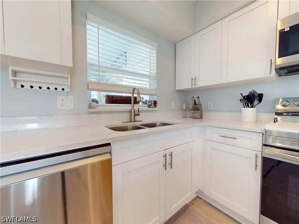 43 NE 13th Avenue Cape Coral FL 33909
