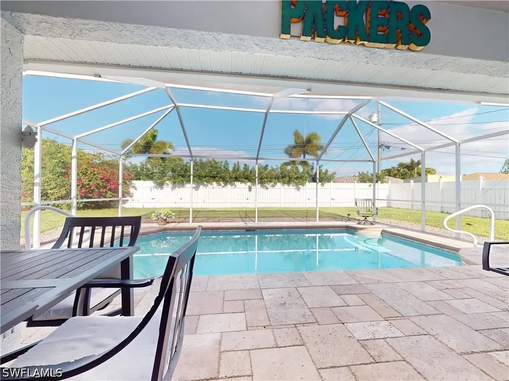 43 NE 13th Avenue Cape Coral FL 33909