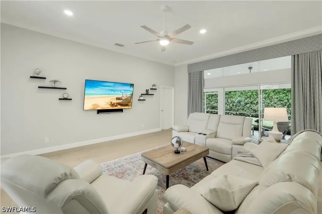 7661 San Sebastian Way Naples FL 34109