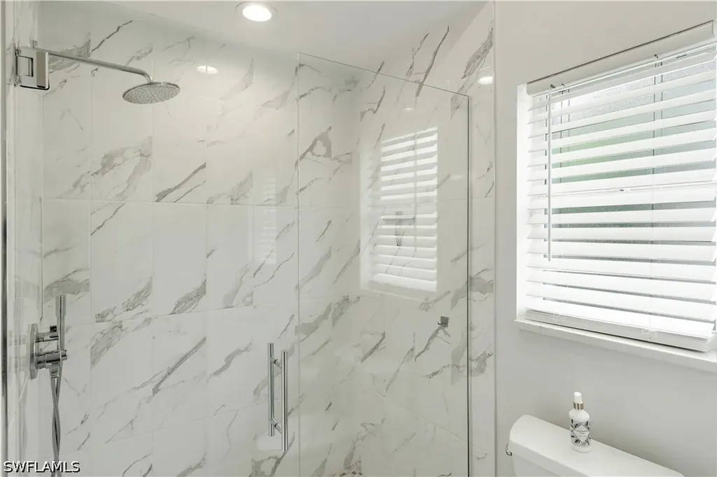 7661 San Sebastian Way Naples FL 34109