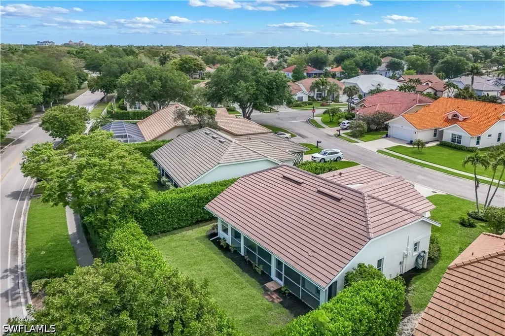 7661 San Sebastian Way Naples FL 34109