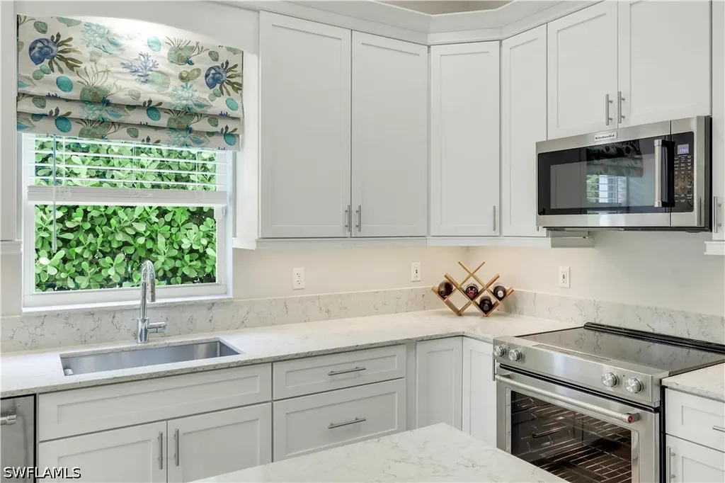 7661 San Sebastian Way Naples FL 34109