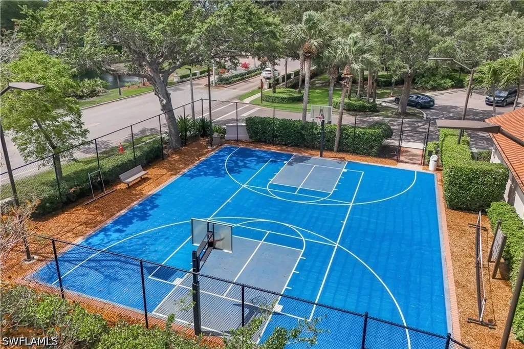 7661 San Sebastian Way Naples FL 34109