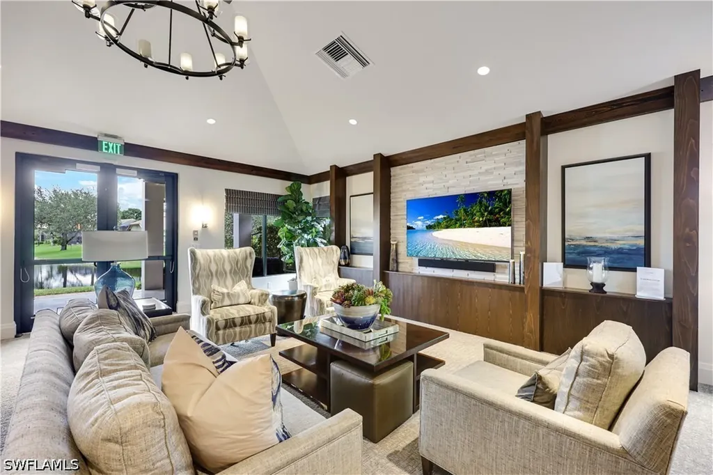 7661 San Sebastian Way Naples FL 34109